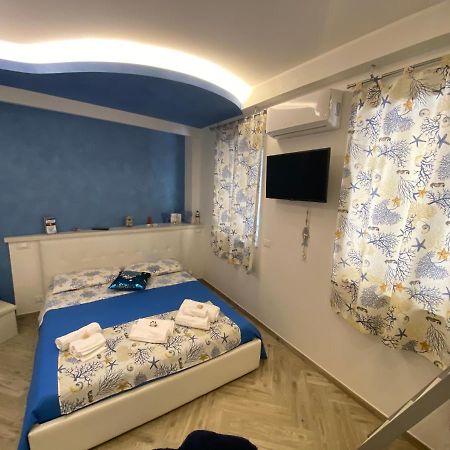 Maretna Lägenhet Giardini Naxos Exteriör bild