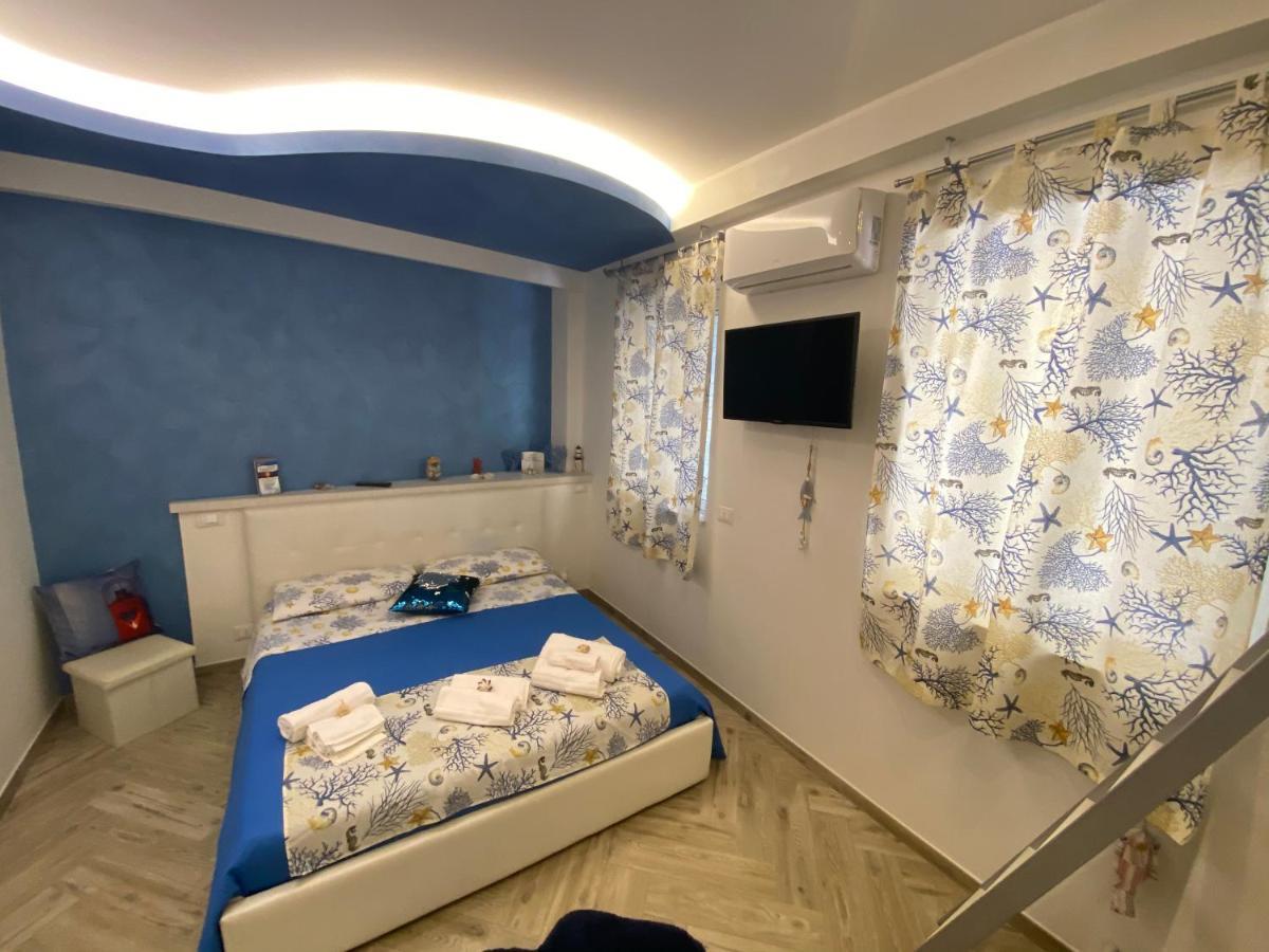 Maretna Lägenhet Giardini Naxos Exteriör bild